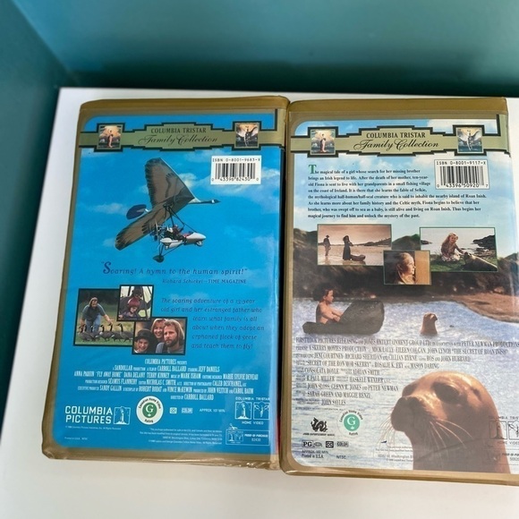 VHS Tapes Columbia Tri-Star Lot of 2 Fly Away Home & The Secret of Roan Inish - Picture 3 of 4